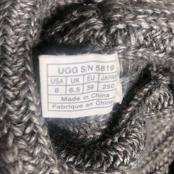 UGG Cardy Sweater Boot 3 Button Gray Size 8 - Picture 8 of 9